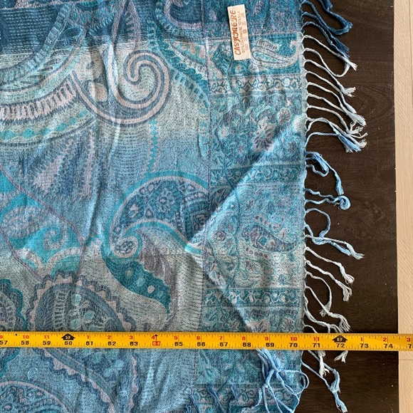 Cashmere scarf - Picture 6 of 6